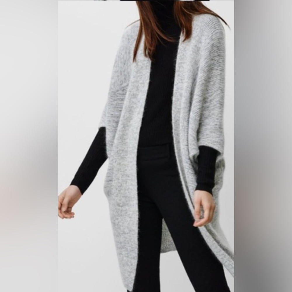 Aritzia Babaton Javier Cocoon Mohair Alpaca Blend Cardigan EUC Size S/M - Picture 4 of 16
